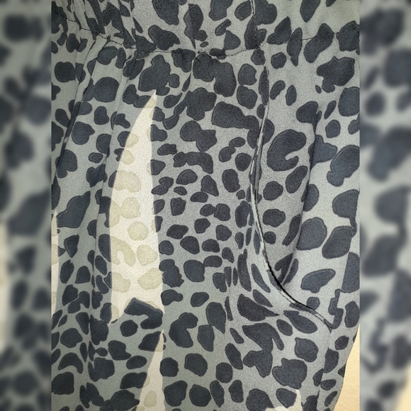 CAbi 401 "Bella" Leopard Print Elastic Waist Skirt - Picture 5 of 8